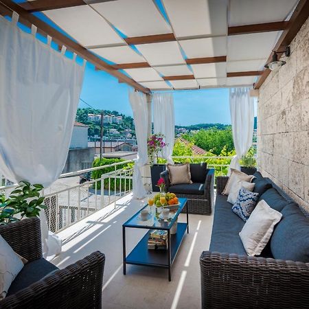 Superior Stunning Apartment Gravosa With A Free Parking Dubrovnik Bagian luar foto