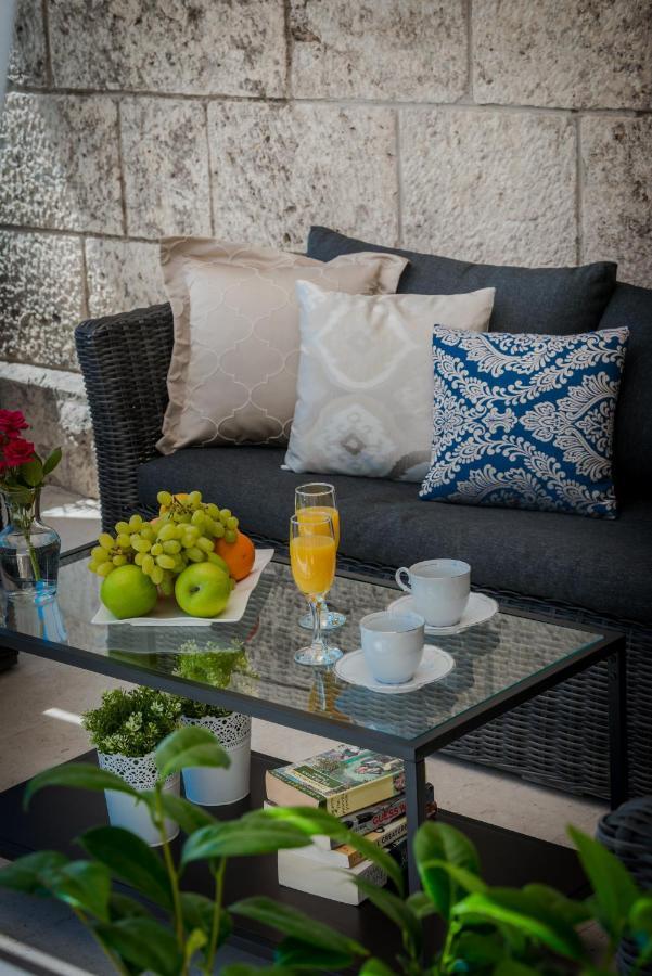 Superior Stunning Apartment Gravosa With A Free Parking Dubrovnik Bagian luar foto