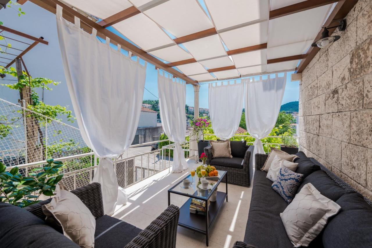 Superior Stunning Apartment Gravosa With A Free Parking Dubrovnik Bagian luar foto
