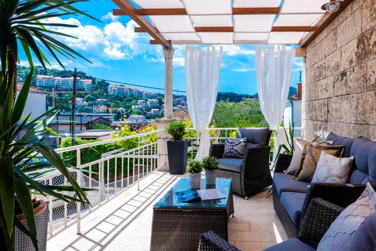 Superior Stunning Apartment Gravosa With A Free Parking Dubrovnik Bagian luar foto